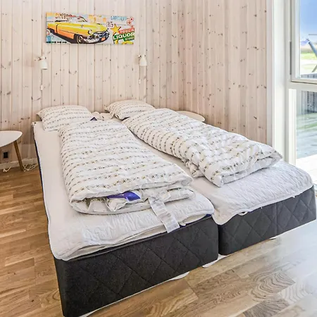 別荘 Four-bedroom In *