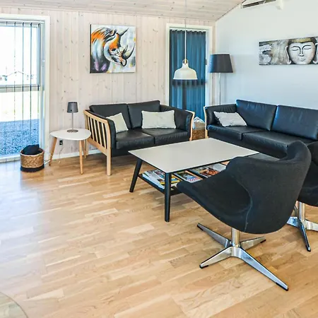 4 Bedroom Gorgeous In *